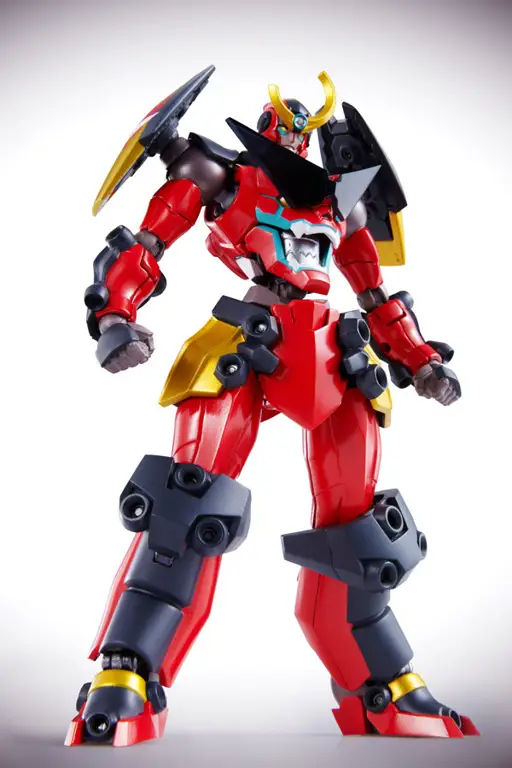Evolusi robot Gurren Lagann yang spektakuler Robot Gurren Lagann yang besar dan kuat