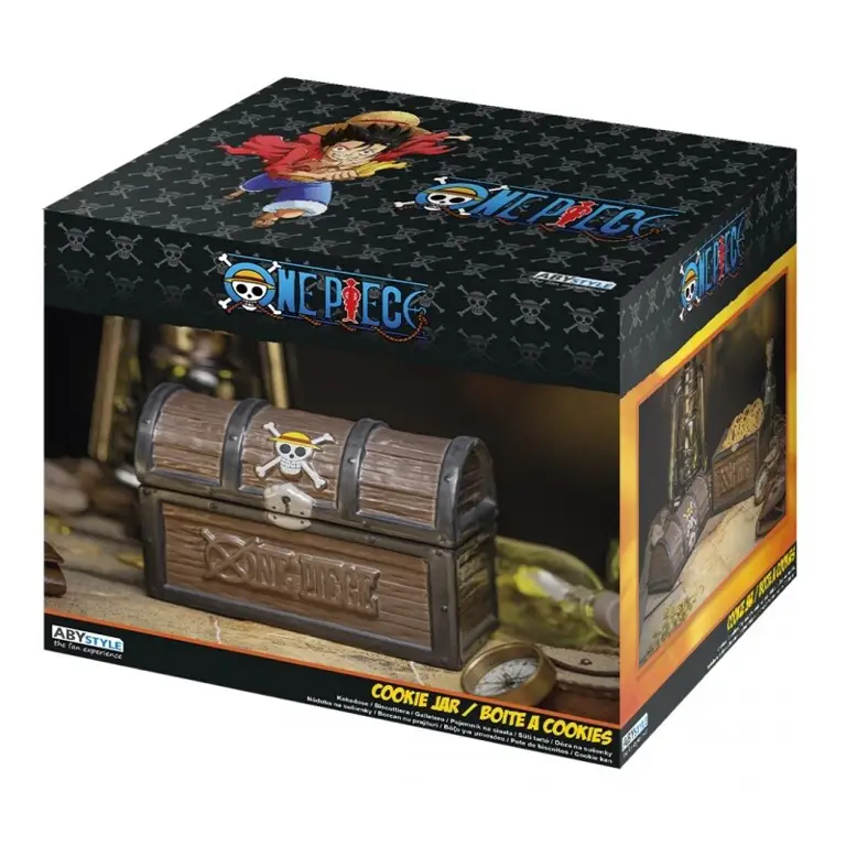 Merchandise One Piece yang Menarik Gambar peti harta karun One Piece berisi berbagai merchandise anime